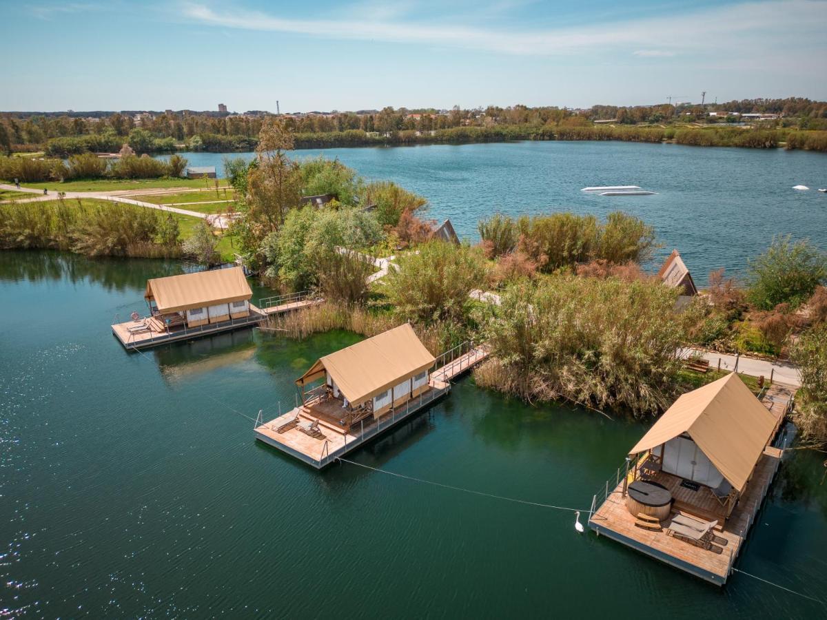 Nabi Resort Glamping & Spa カステル・ヴォルトゥルノ エクステリア 写真